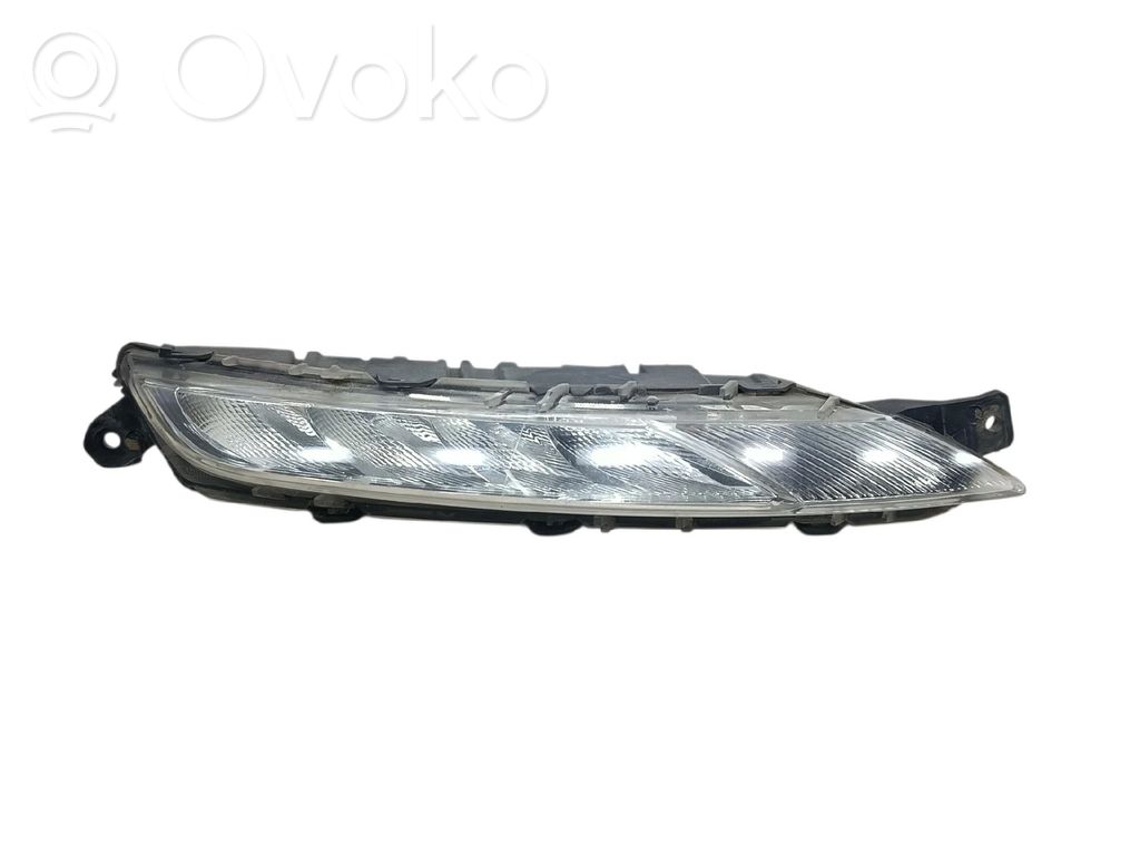 Citroen C4 II Picasso Proiector lumini zi LED 