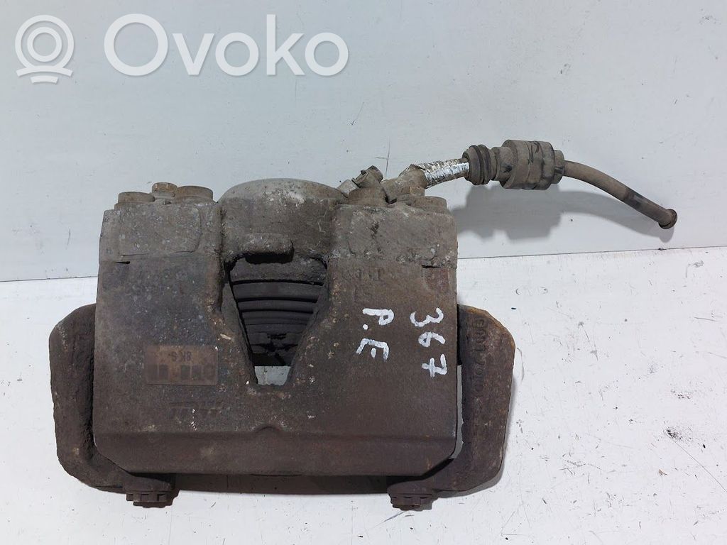 Audi A5 8T 8F Zacisk hamulcowy przedni 