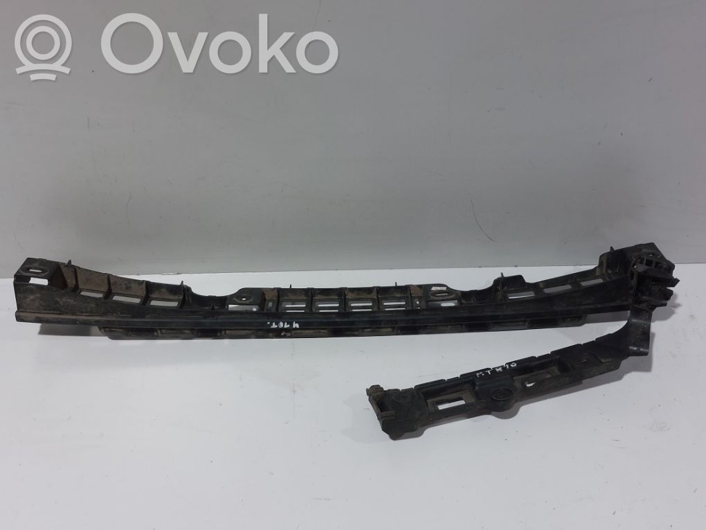 Volkswagen Caddy Uchwyt / Mocowanie zderzaka tylnego 