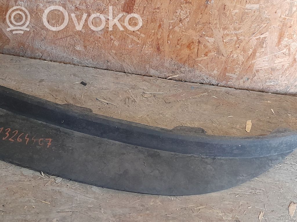 Opel Astra J Borde del parachoques delantero 