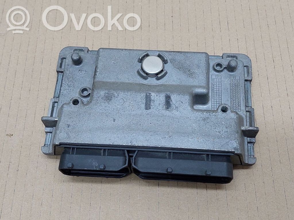 Skoda Fabia Mk2 (5J) Engine control unit/module 