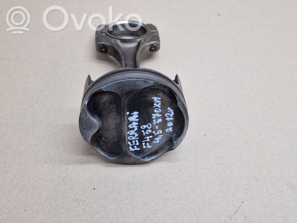 Ferrari 458 Piston with connecting rod 