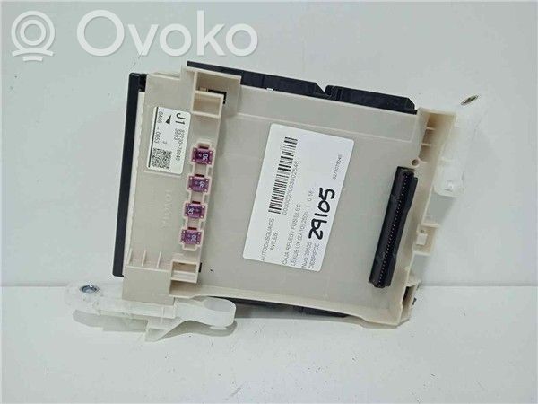 Módulo de fusible   8273076040