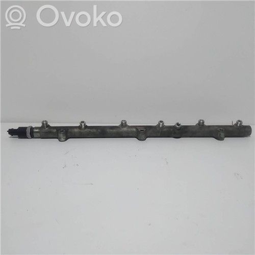 Rampa inyectora   13537805722,DESPIECEMOTOR