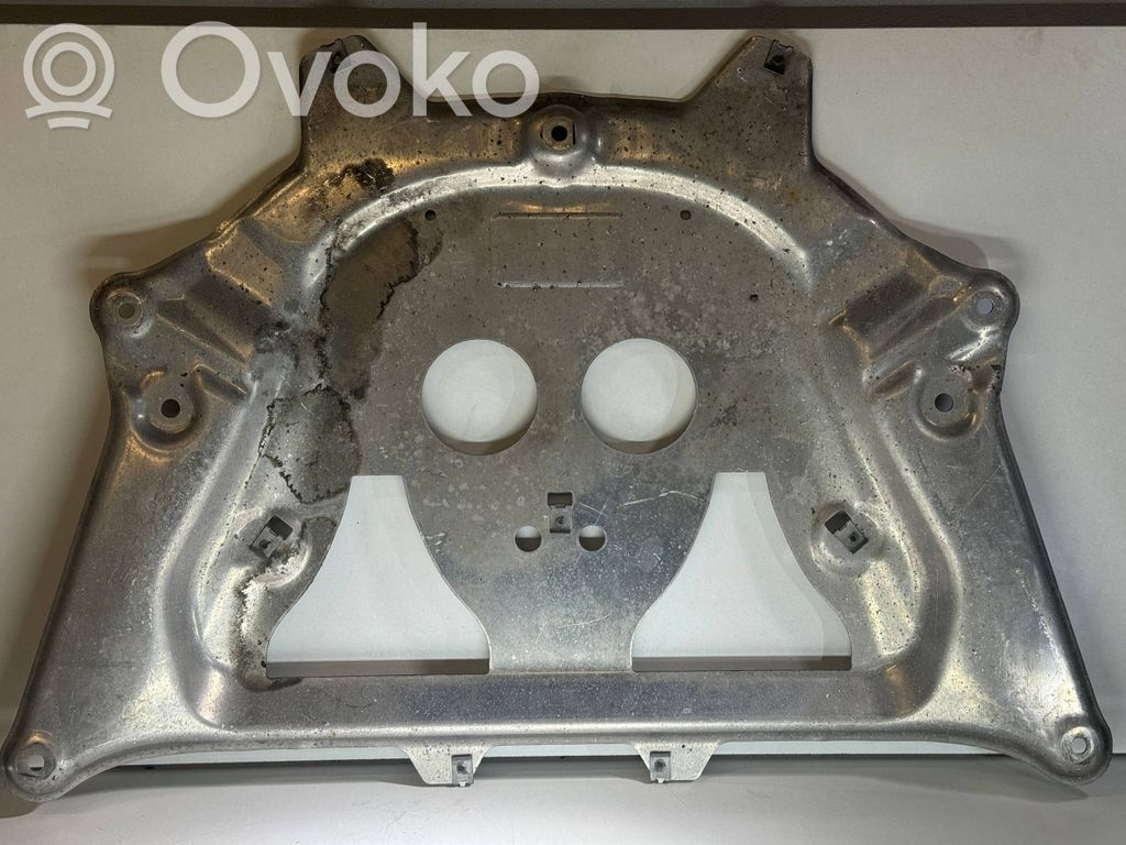 Engine splash shield/under tray   2282970