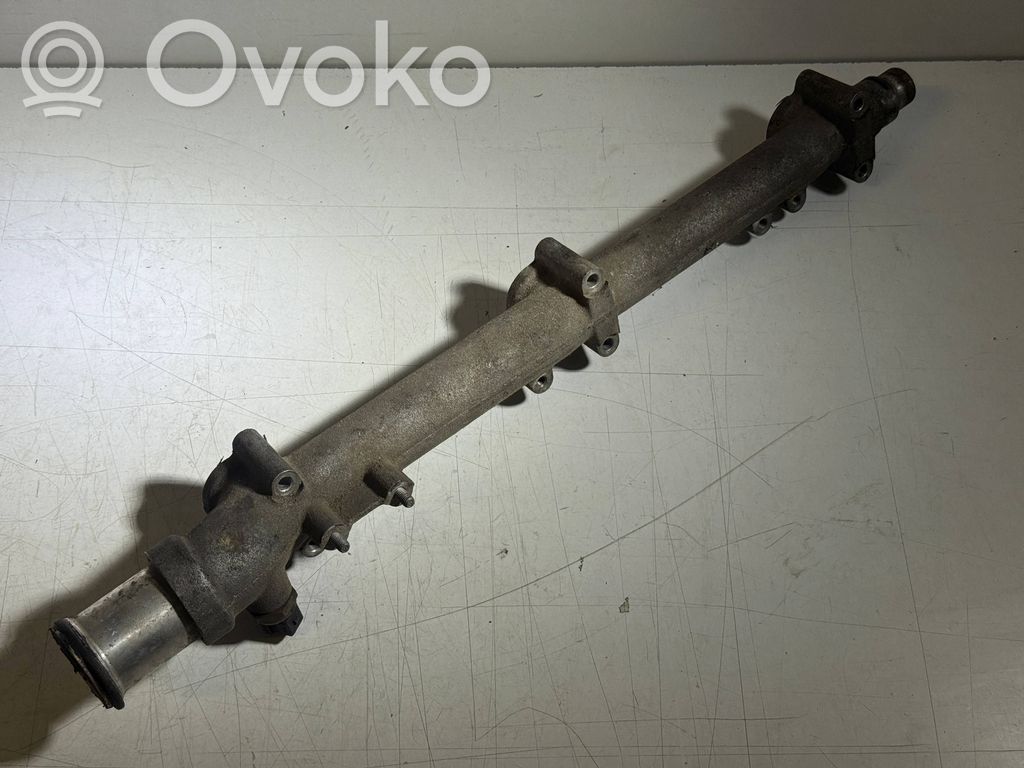 Muu moottoritilan osa   7831527