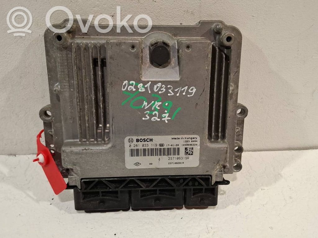 Renault Clio IV Engine control unit/module 