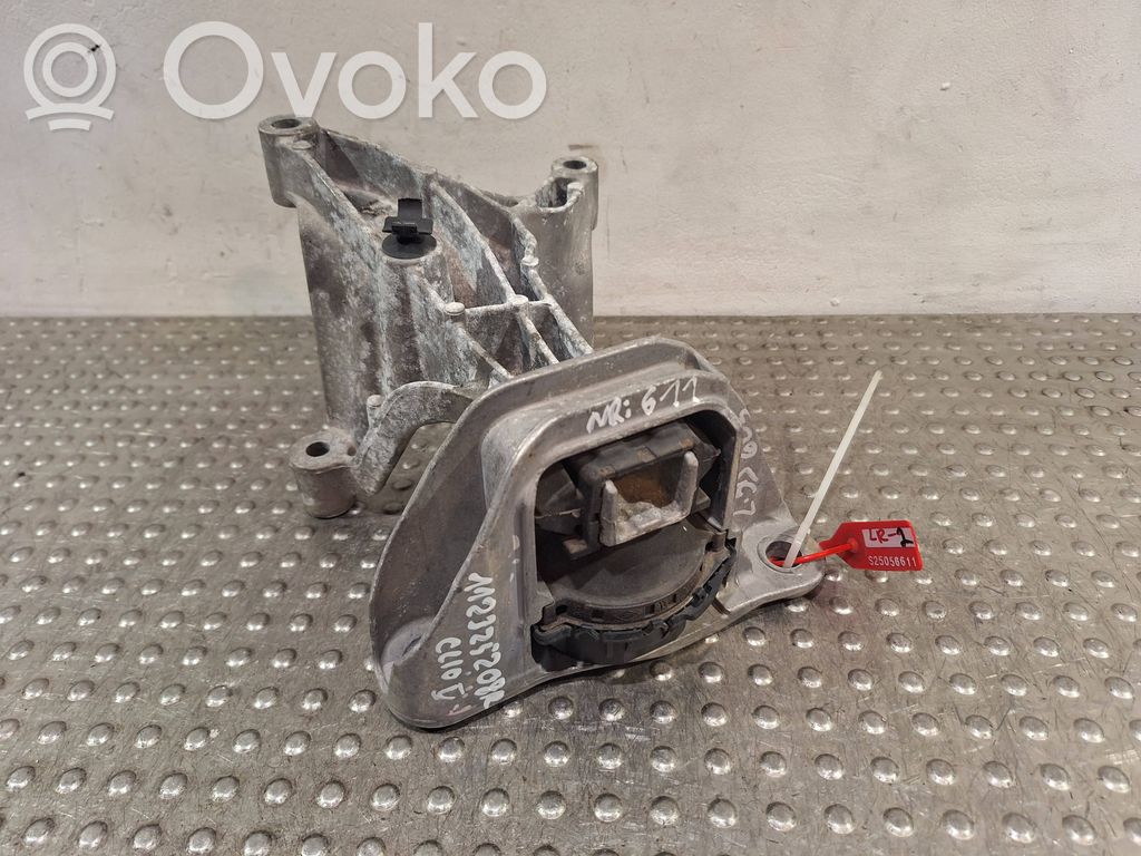Engine mount bracket   112325208R