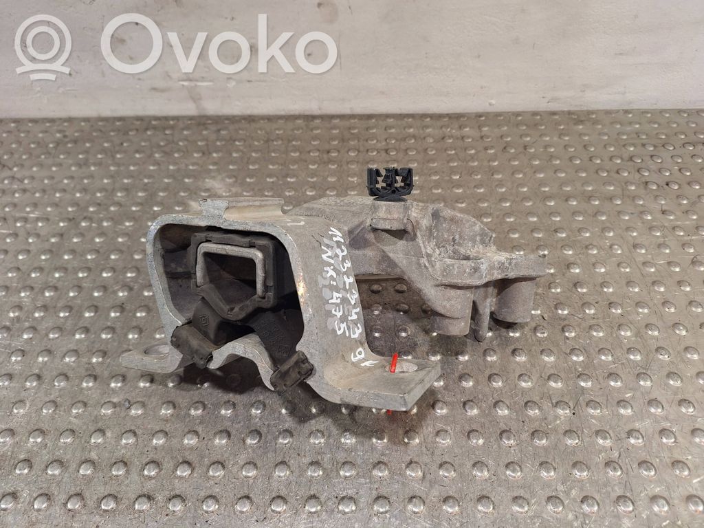 Engine mount bracket   112323439R