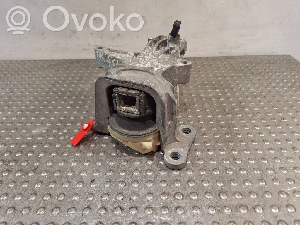 Engine mount bracket   112108607R