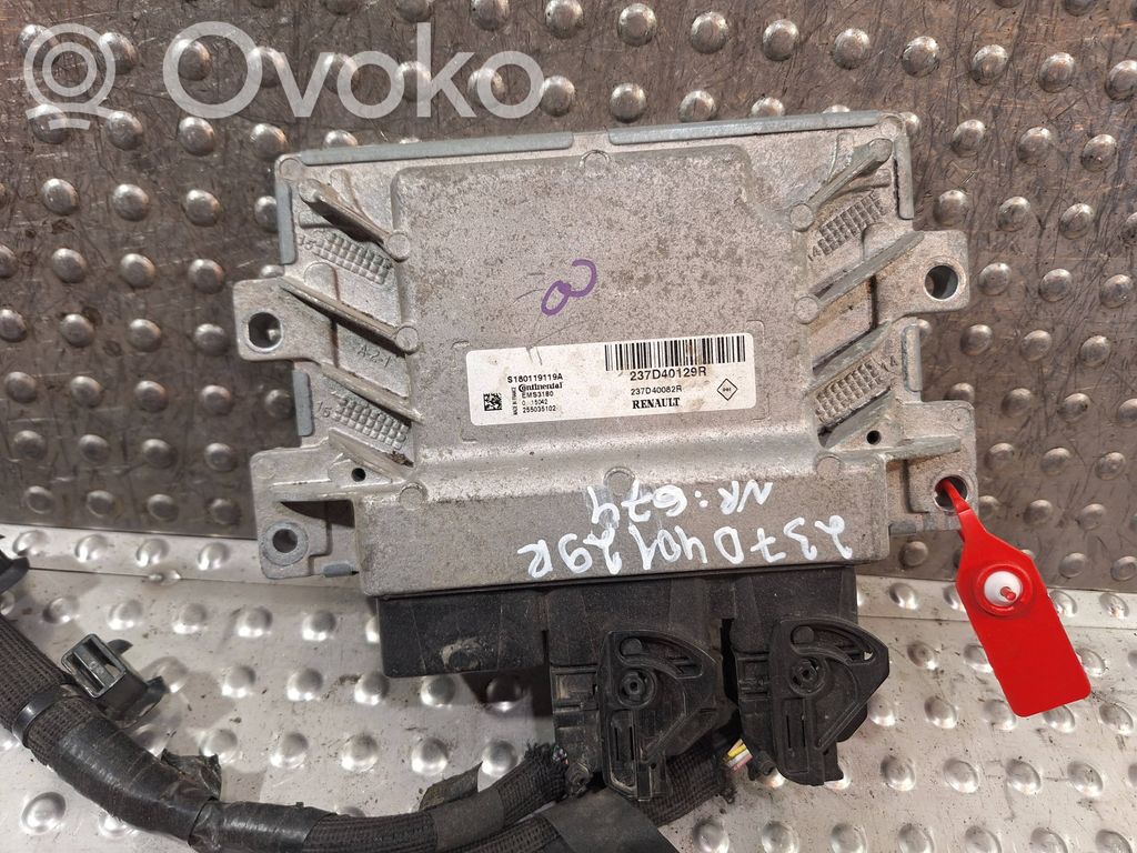Renault Kangoo II Engine control unit/module 