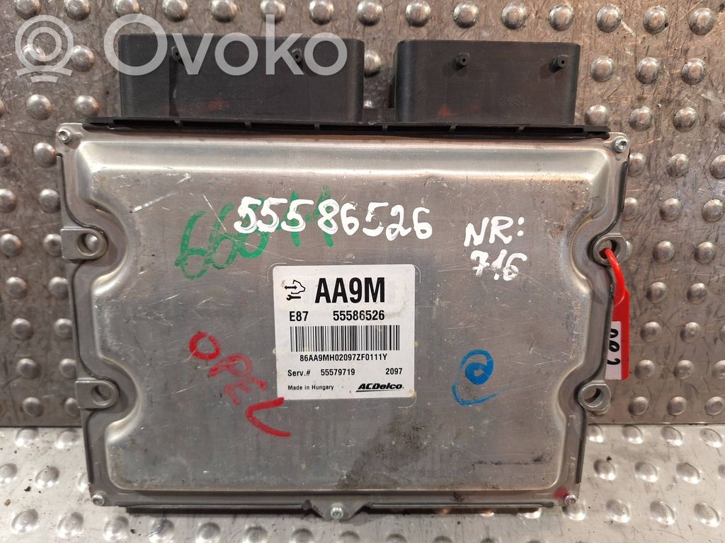 Opel Astra J Engine control unit/module 