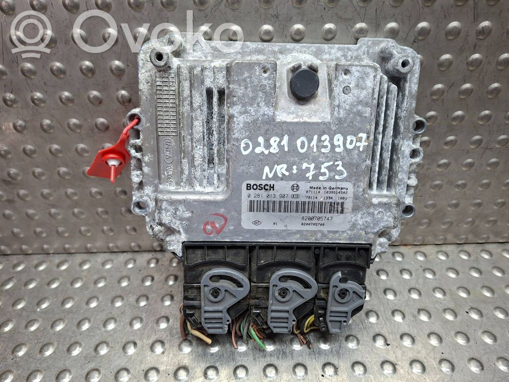Renault Megane II Engine control unit/module 