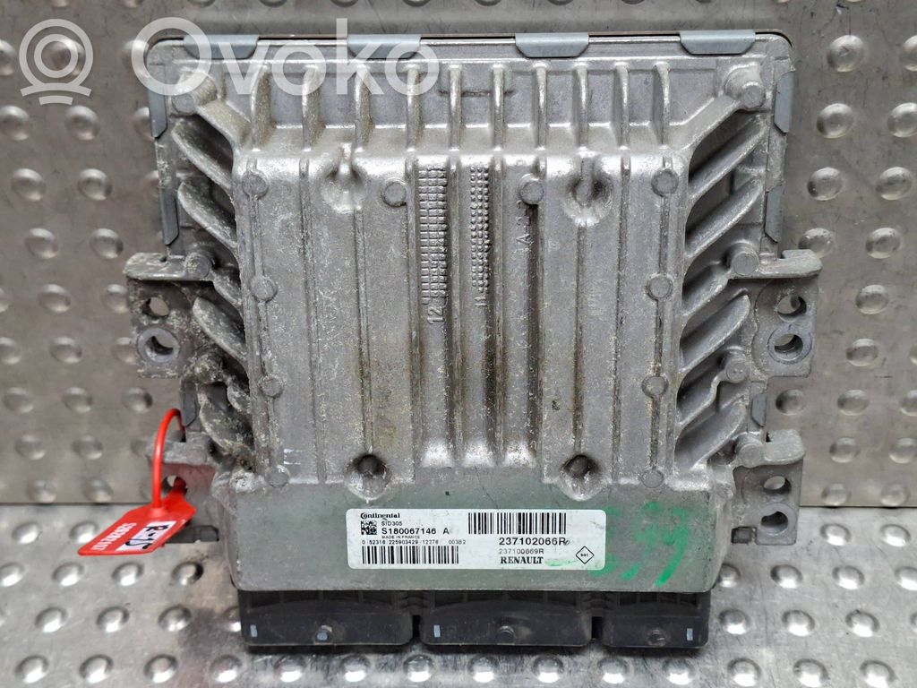 Renault Megane II Engine control unit/module 