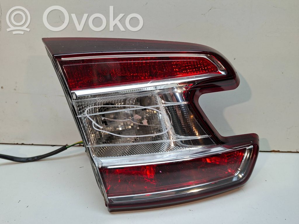 Renault Megane III Lampy tylnej klapy bagażnika 