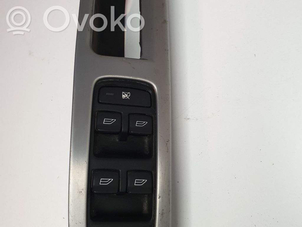 Electric window control switch   3071087,3071088,3071089,3071090