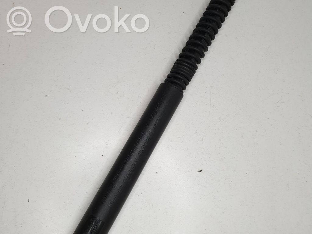 BMW 7 E65 E66 Tailgate/trunk strut/damper 