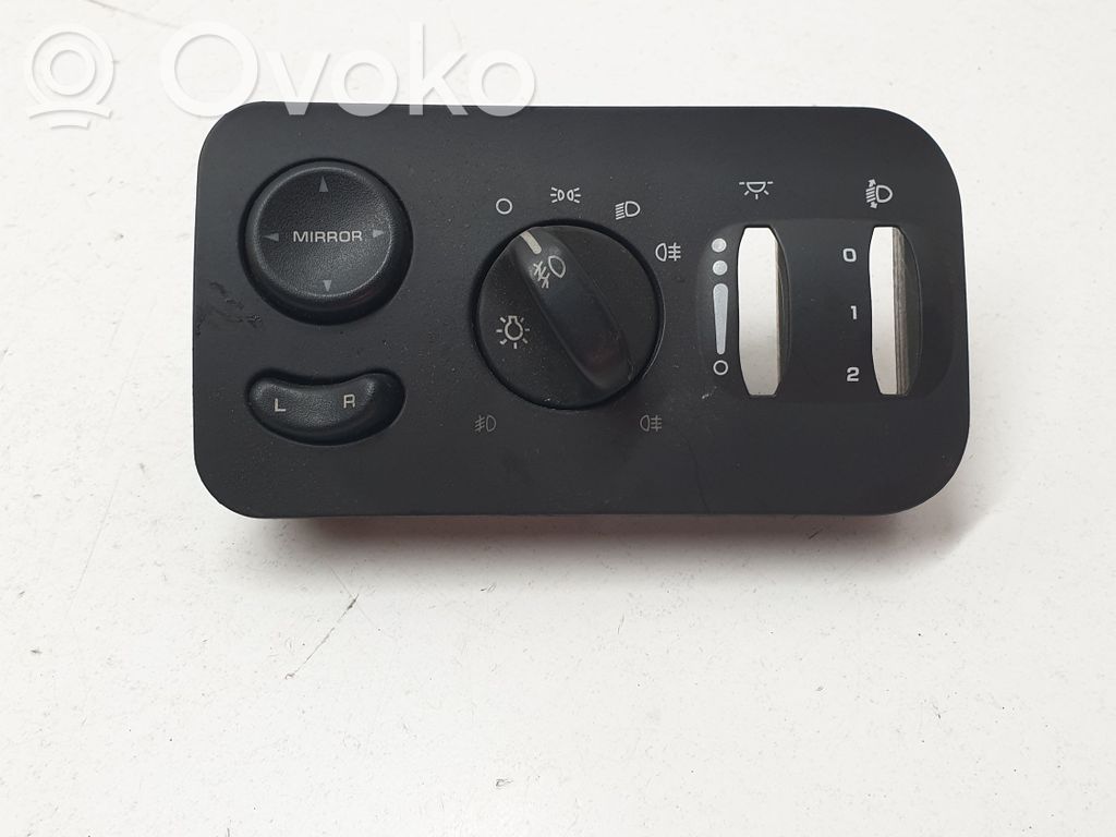 Chrysler Voyager Light switch 