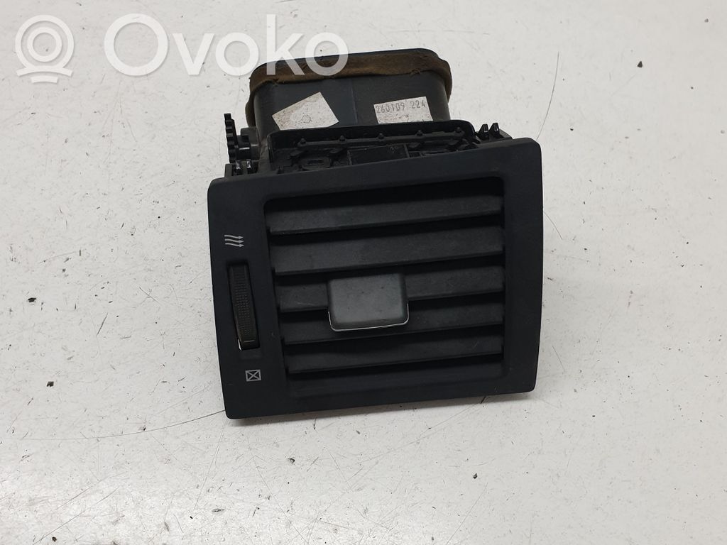 Toyota Avensis T270 Dash center air vent grill 