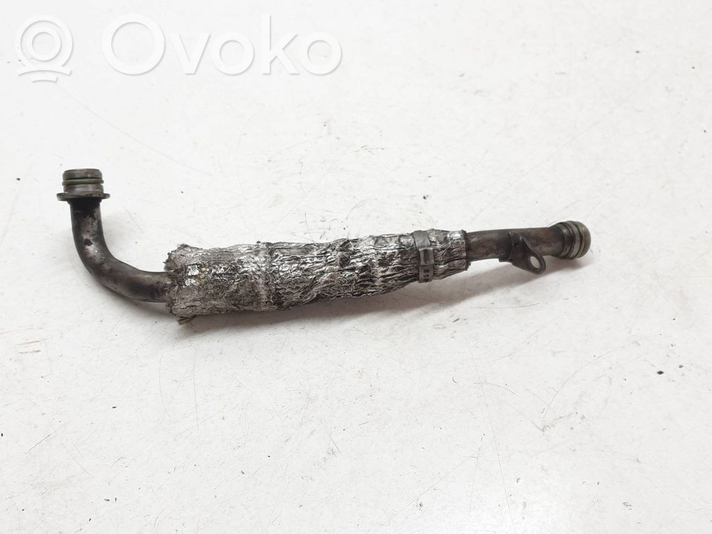 Audi A4 S4 B7 8E 8H Turboahtimen öljyletku 