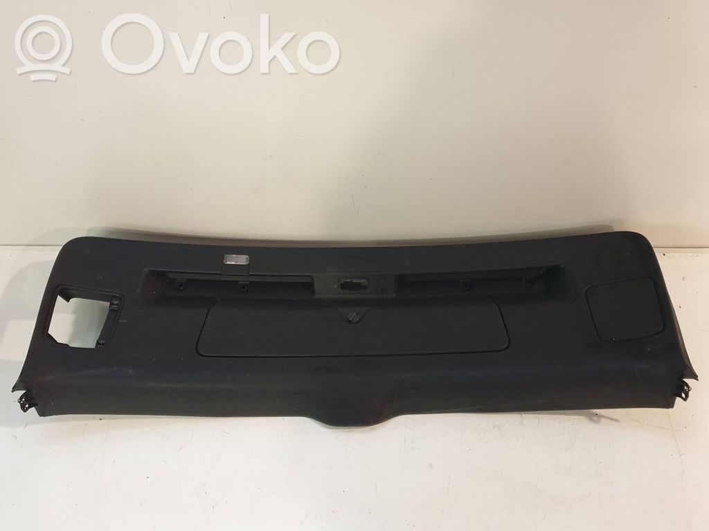 Audi Q7 4L Tailgate/boot lid cover trim 