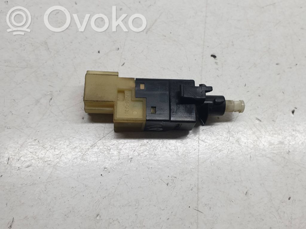 Mercedes-Benz CLS C219 Interruptor sensor del pedal de freno 