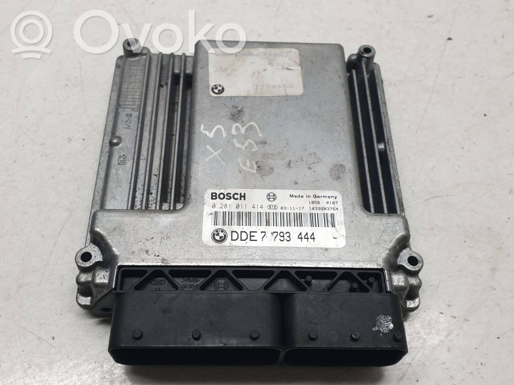 BMW X5 E53 Variklio valdymo blokas 