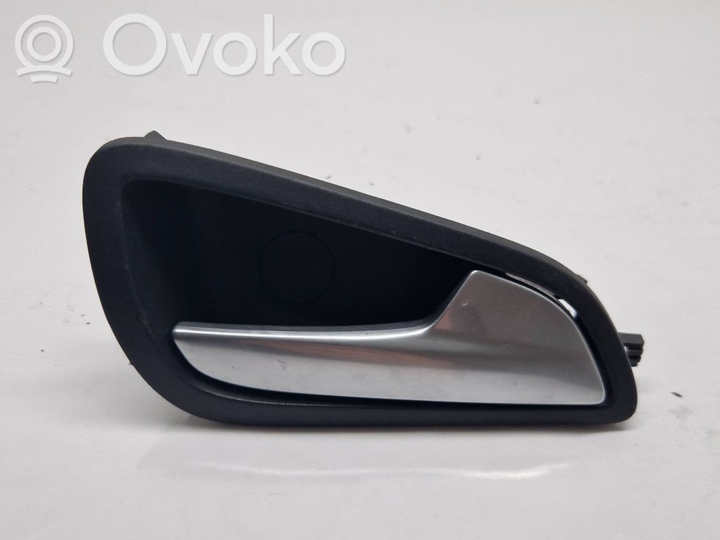 Ford Focus Rear door interior handle 