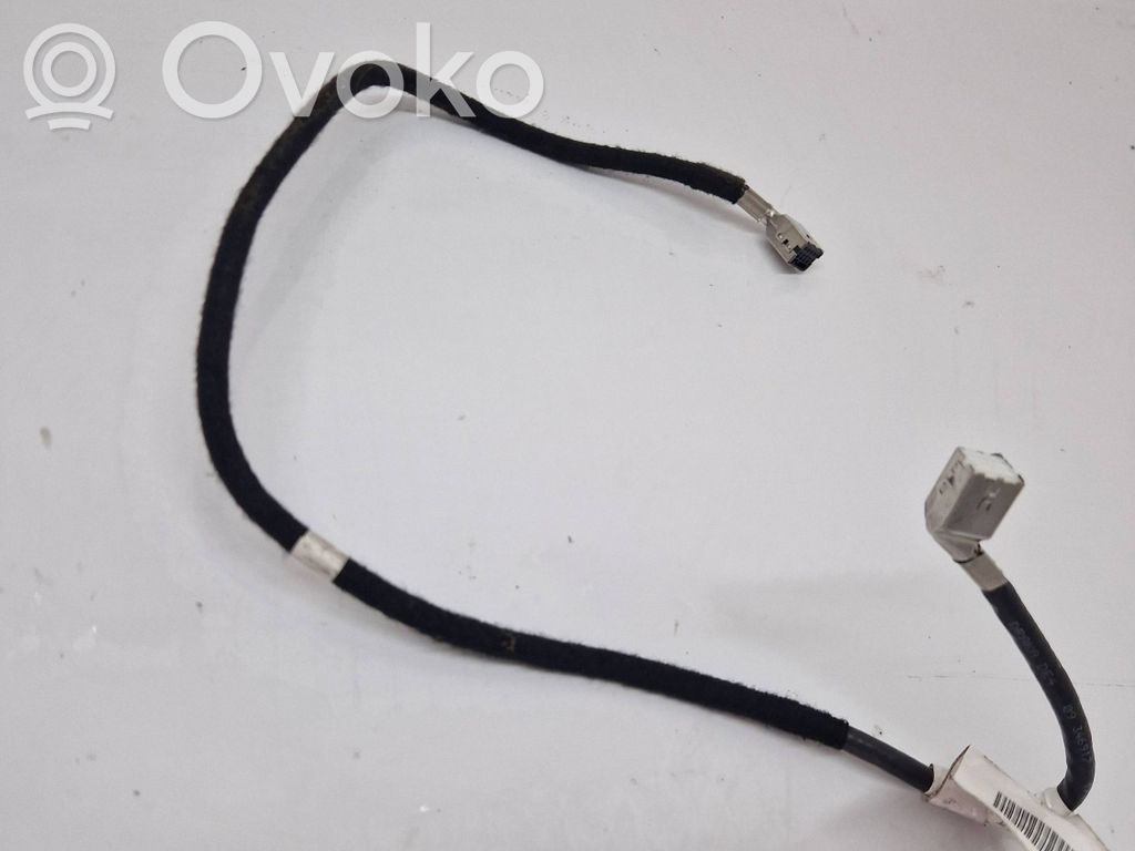Mercedes-Benz C W204 CD changer wiring 