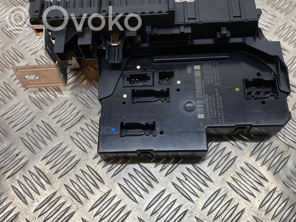 Mercedes-Benz GLK (X204) Módulo de fusible 
