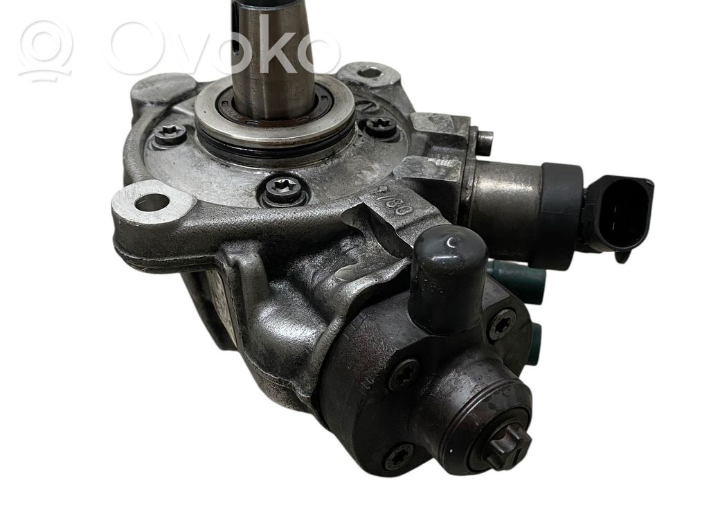 BMW 5 F10 F11 Fuel injection high pressure pump 