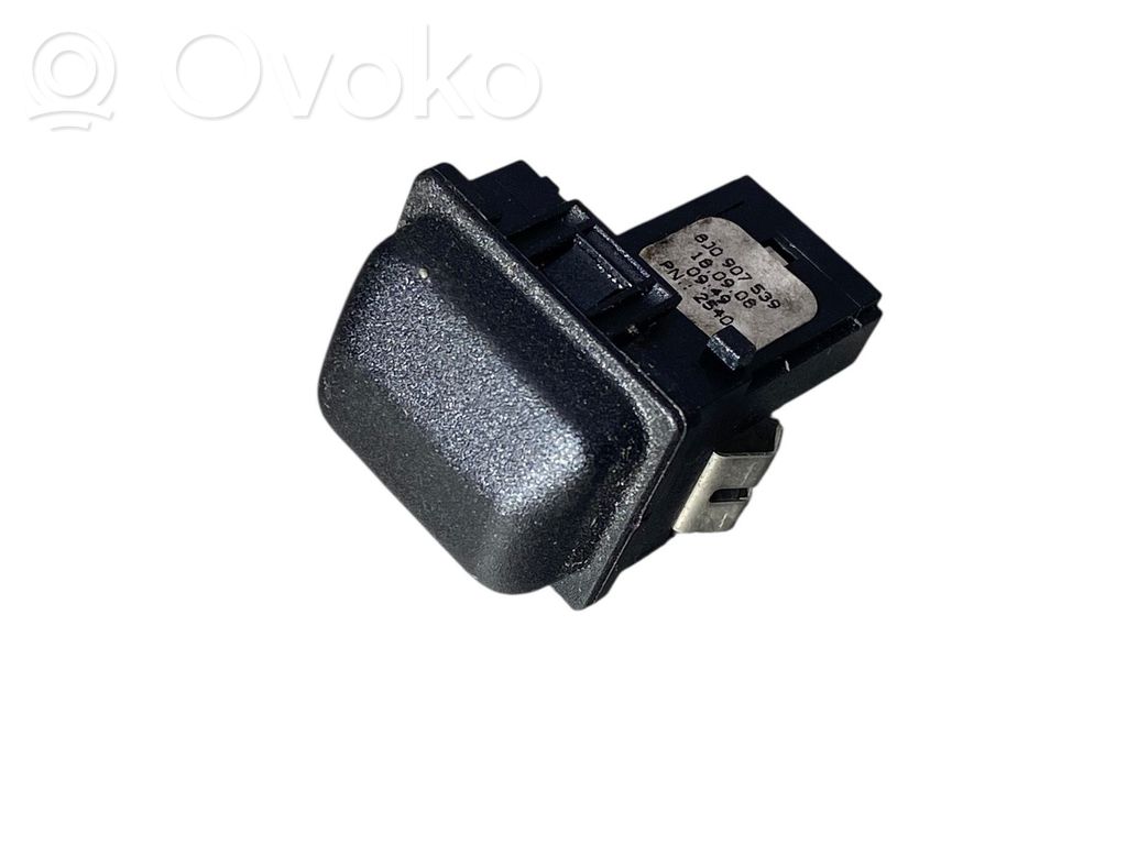 Sensor de luz solar   8J0907539