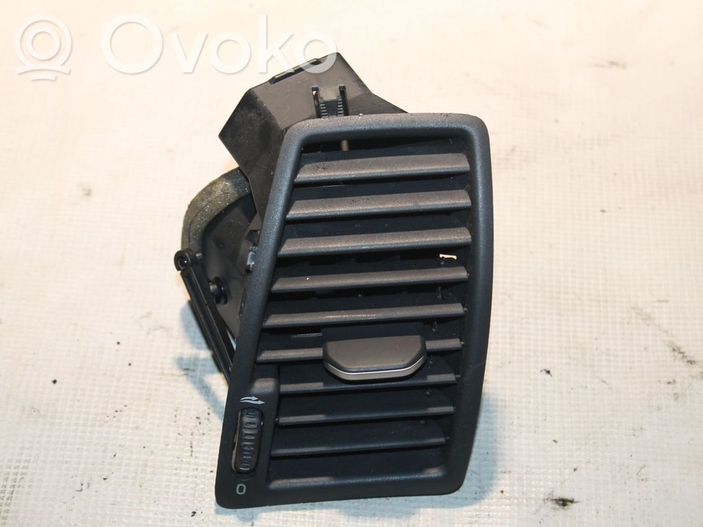 Volvo XC90 Grilă ventilație laterală 