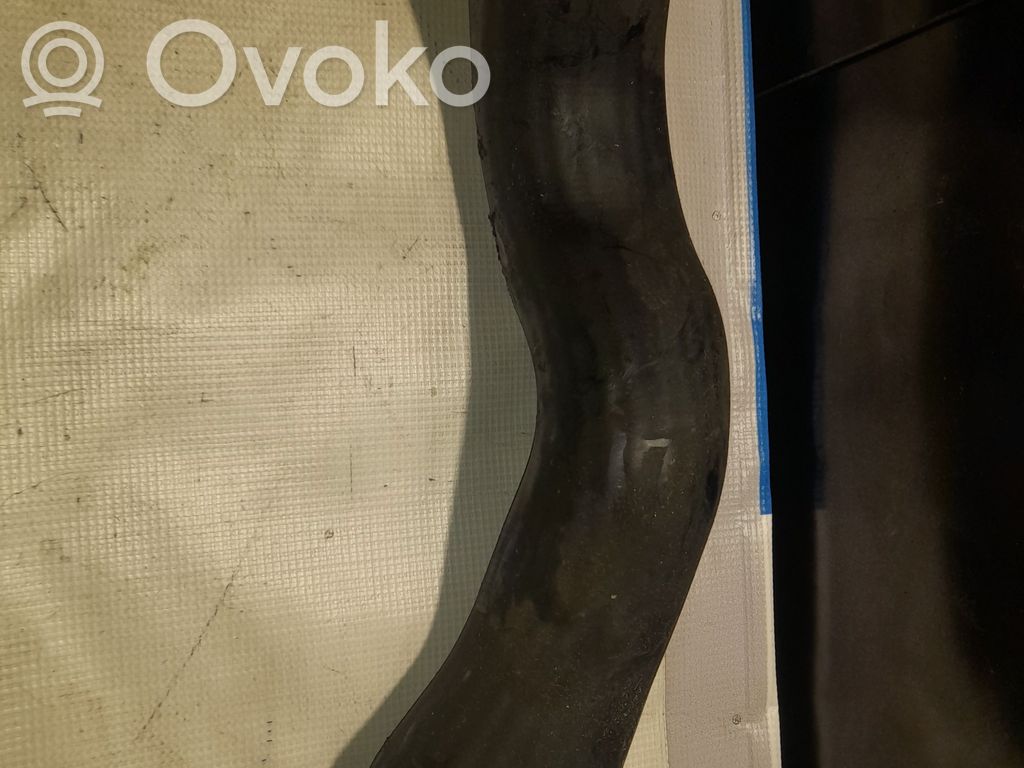 Volvo XC90 Engine coolant pipe/hose 