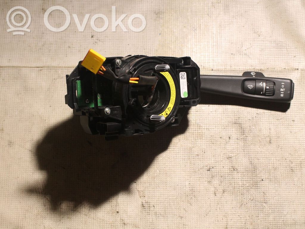 Suuntavilkun vipu   M87