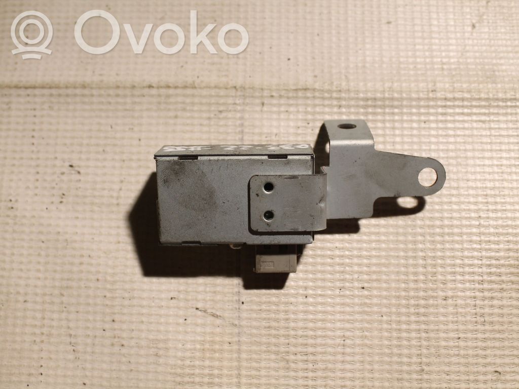 Volvo C70 Pystyantennivahvistin 