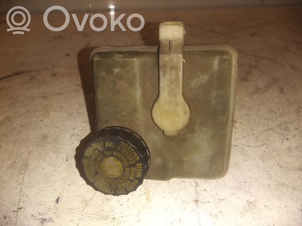 Volvo S80 Brake fluid reservoir 