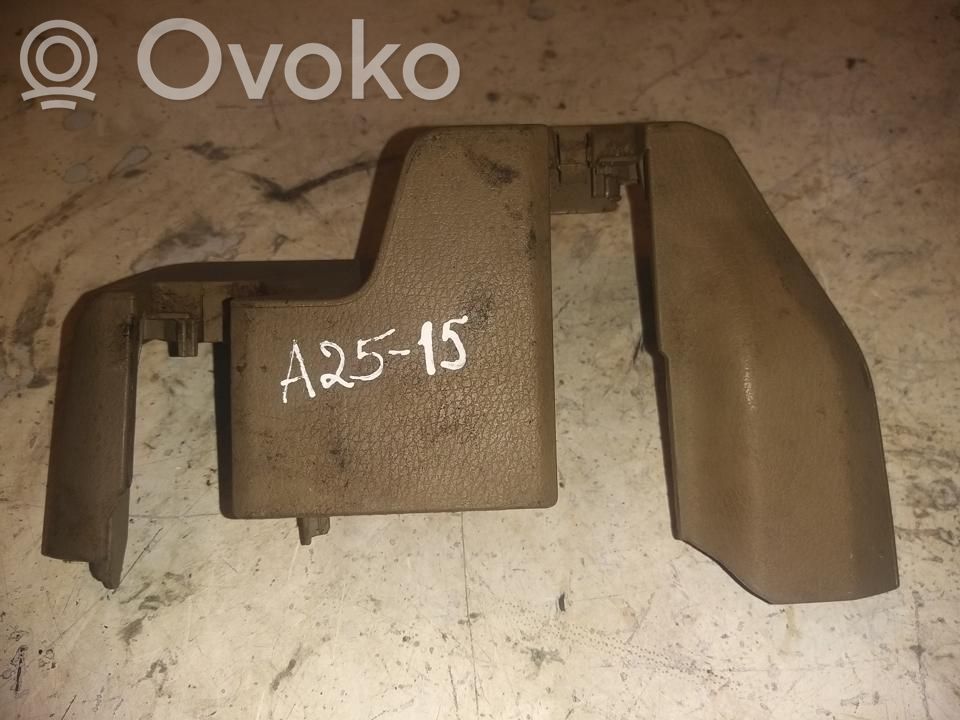 Volvo XC90 Kita salono detalė 