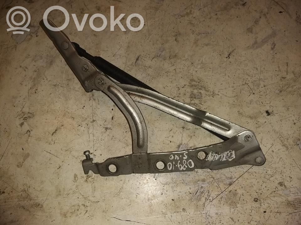 Volvo S40 Tailgate/trunk/boot hinge 
