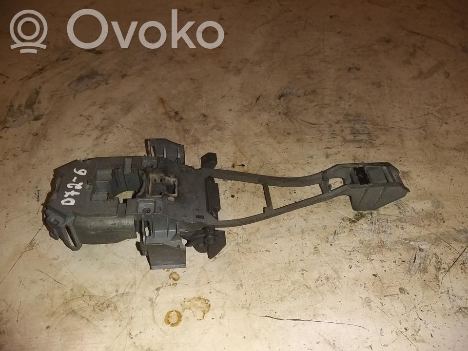 Volvo XC60 Variklio tvirtinimo kronšteinas 
