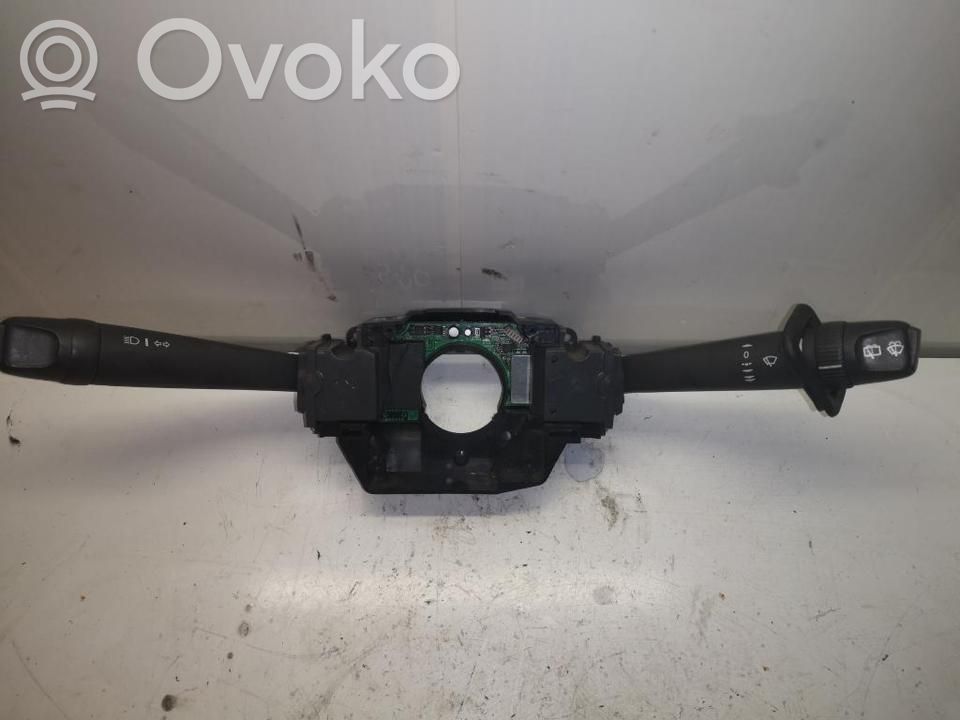 Multifunctional control switch/knob   9452392,A1134