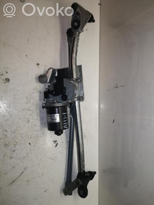 BMW 1 E82 E88 Front wiper linkage 
