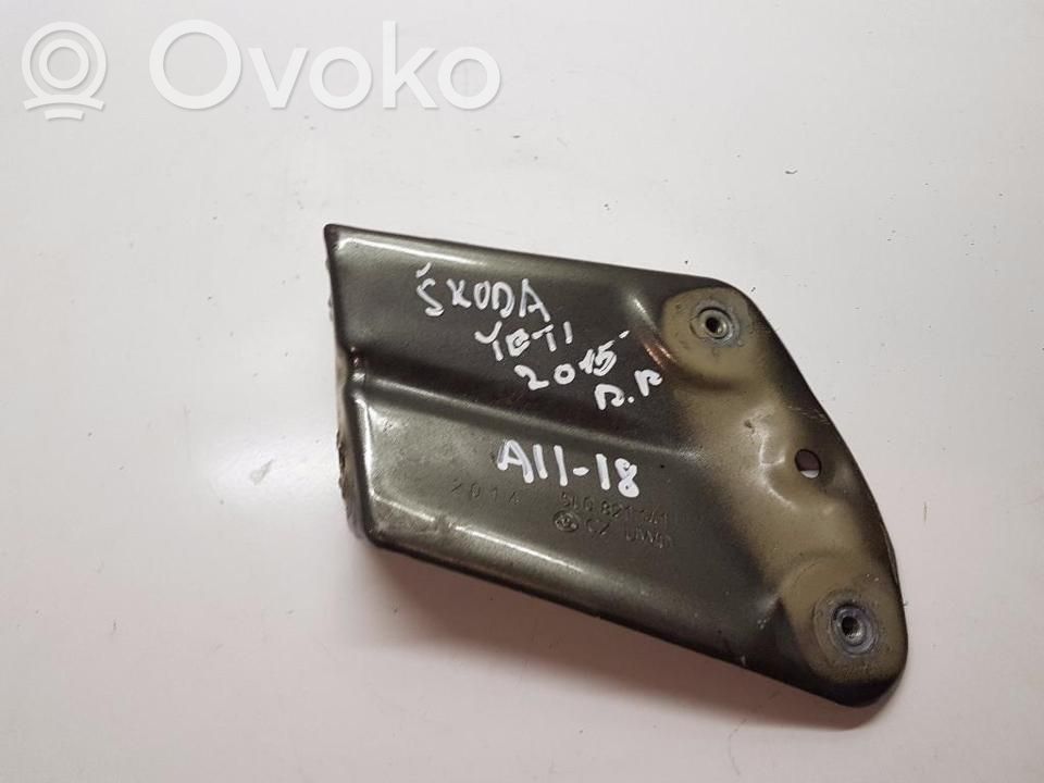Skoda Yeti (5L) Fender mounting bracket 