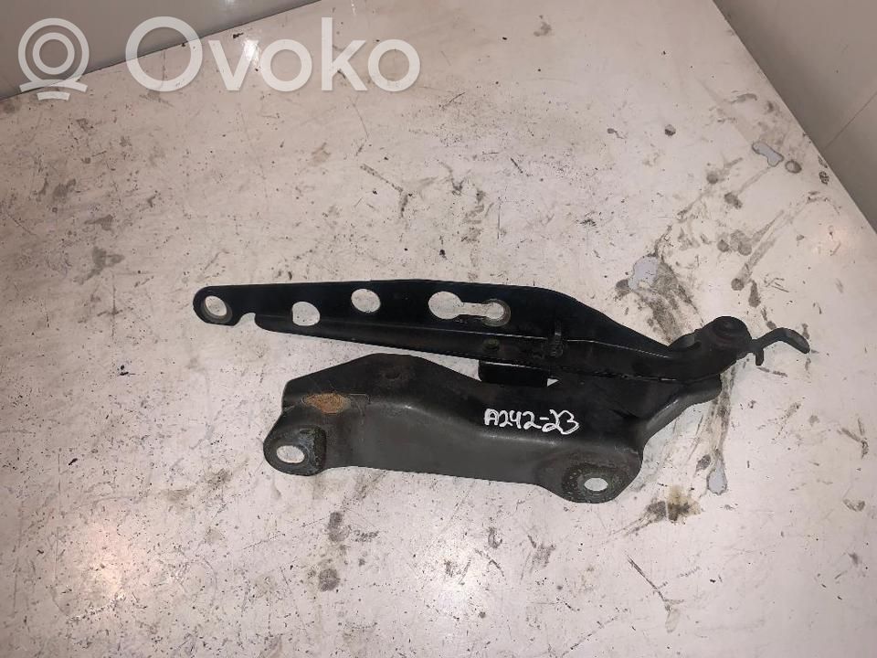 Volvo XC90 Tailgate/trunk/boot hinge 