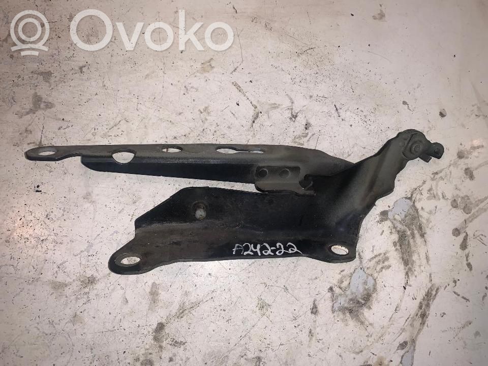 Volvo XC90 Tailgate/trunk/boot hinge 