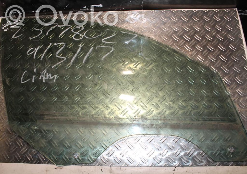 BMW 7 E65 E66 Front door window glass four-door 