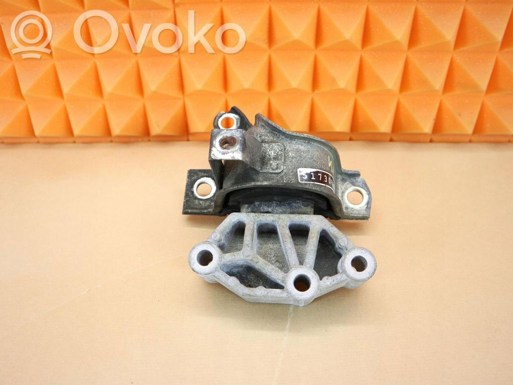 Ford Ka Engine mount bracket 