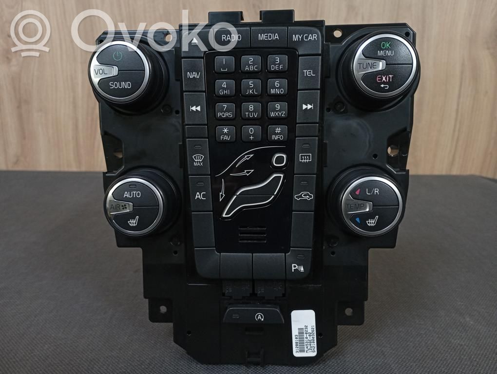Volvo V40 Cross country Central console control unit 