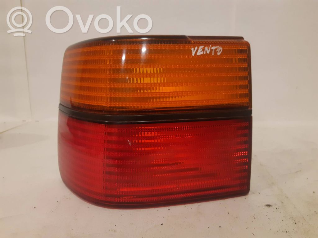 Volkswagen Vento Aizmugurējais lukturis virsbūvē 