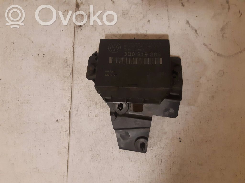 Volkswagen PASSAT B6 Centralina/modulo sensori di parcheggio PDC 